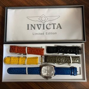 Invicta Men’s Limited Edition Lupah Watch with 5 Leather Straps